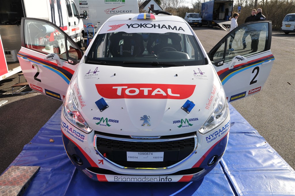 Total kommer til at spille en central rolle i Peugeot Total Dealer Team DK.
(Foto: Peugeot Total Dealer Team DK)
